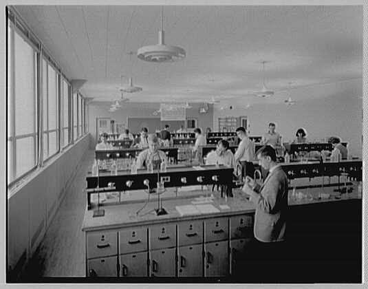Chemistry lab in 1958
